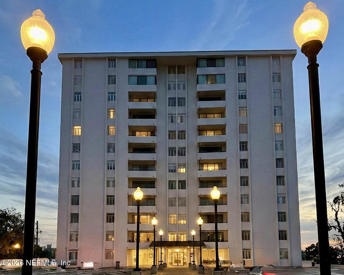 2970 St Johns Avenue - Photo 1