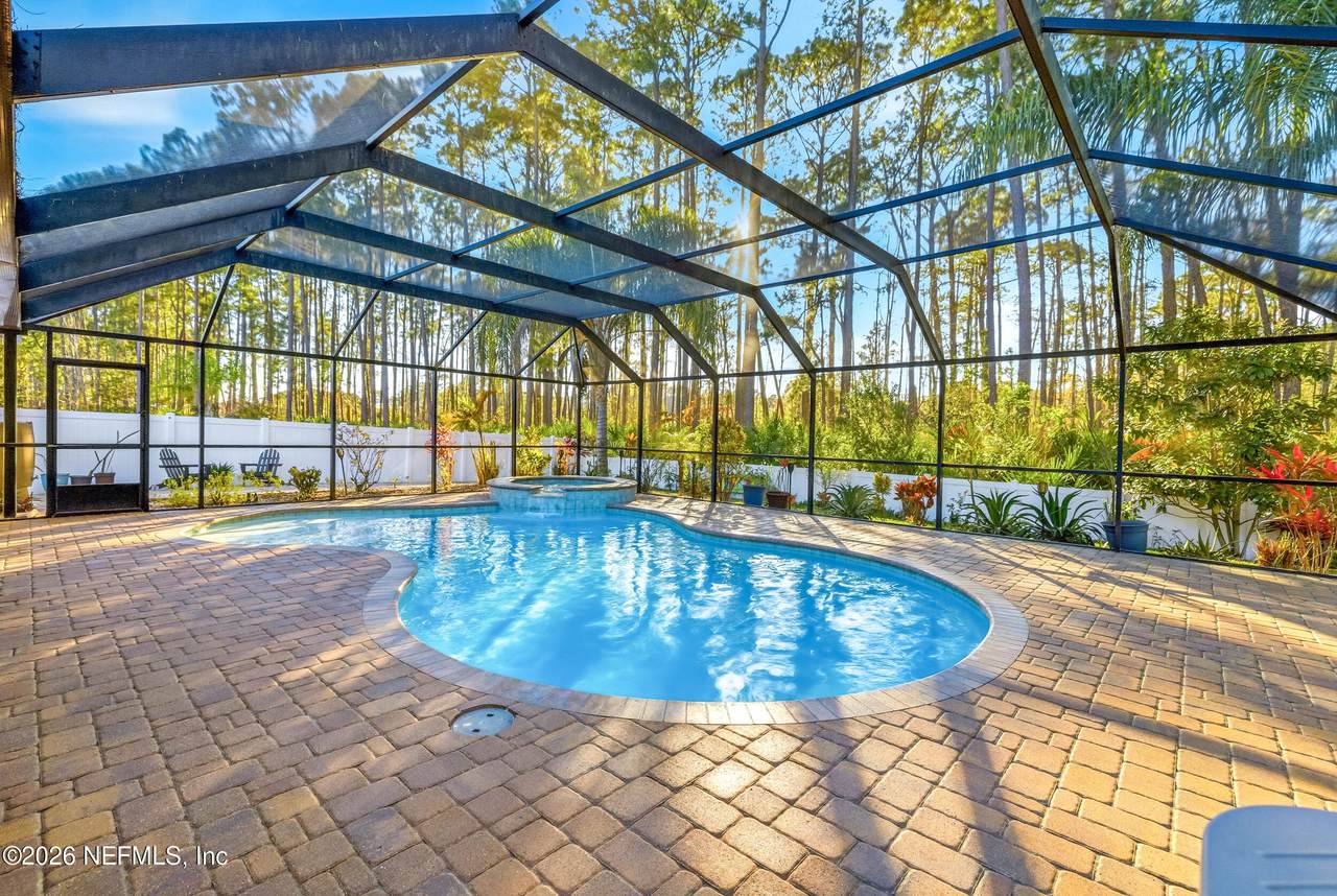 322 Pullman Circle - Photo 1