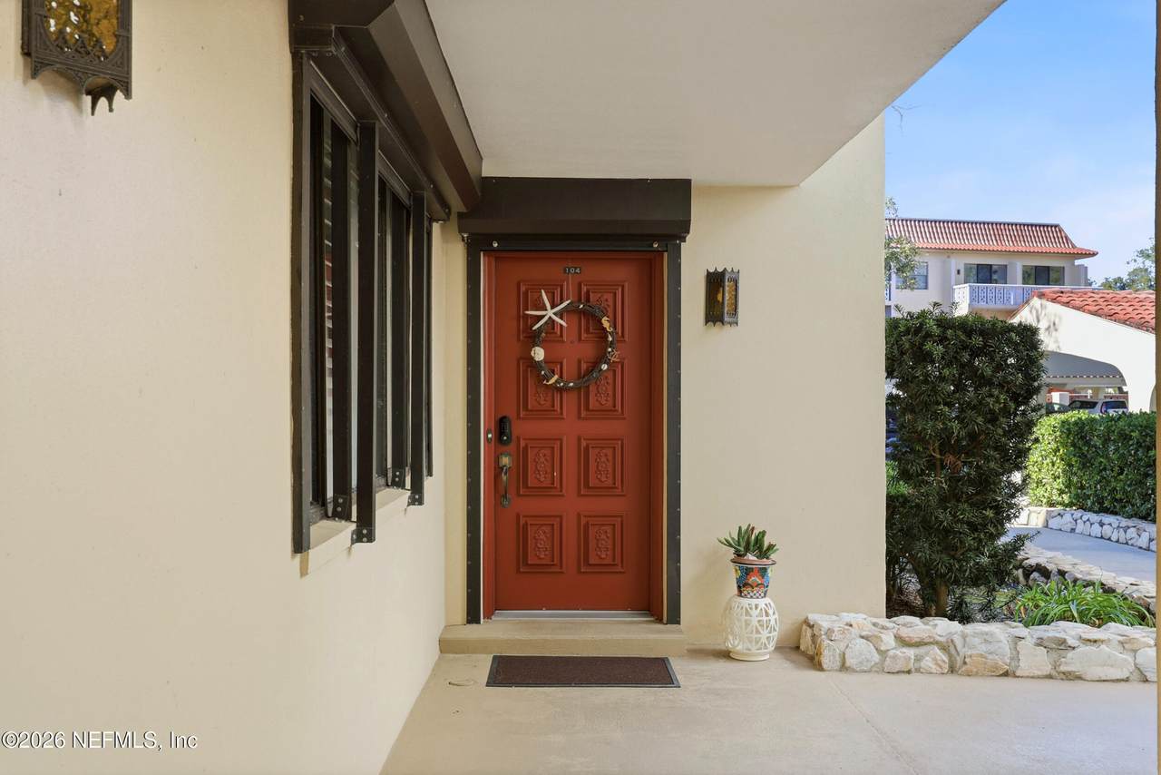 1820 Sevilla Boulevard - Photo 1