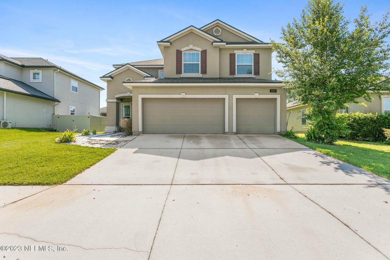 3315 Ridgeview Drive - Photo 1