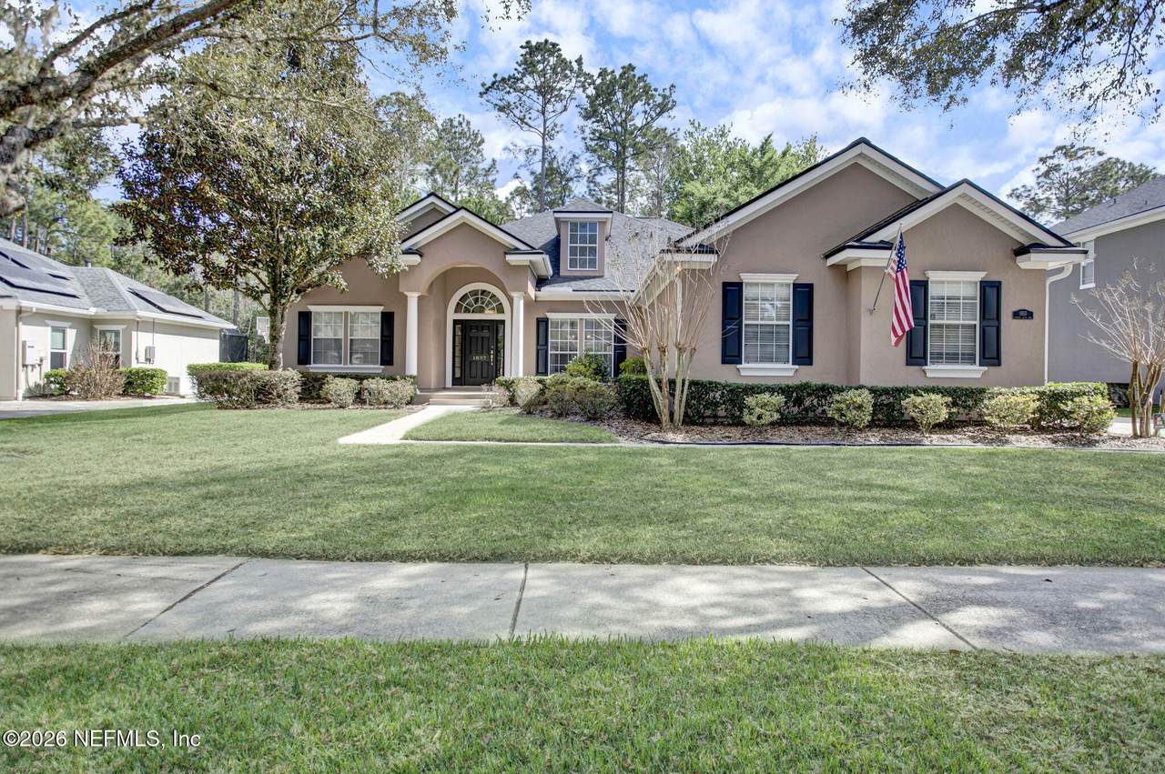 1837 Forest Glen Way - Photo 1