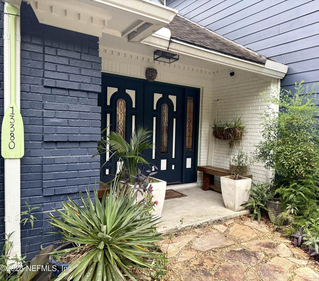 13380 Eynon Drive - Photo 1