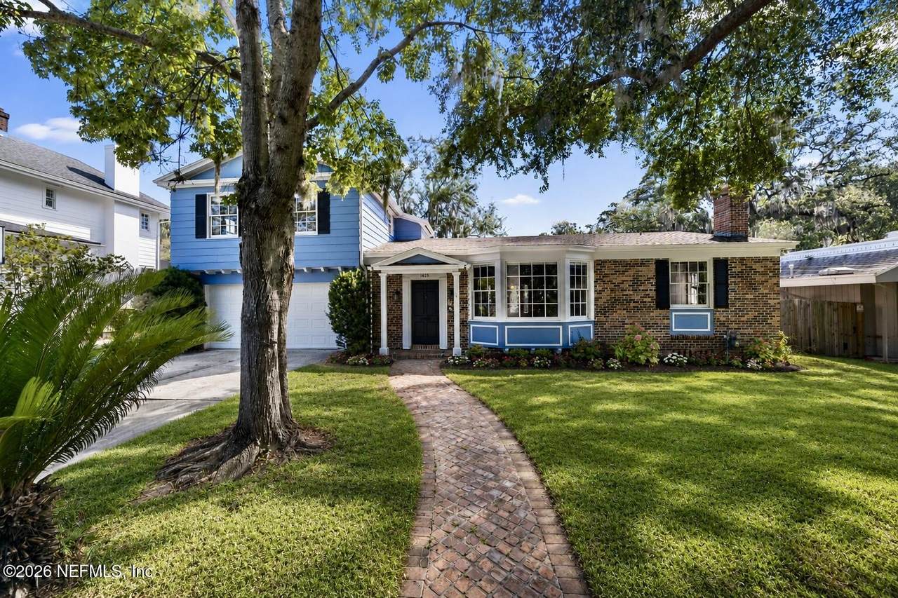 1825 Elizabeth Place - Photo 1