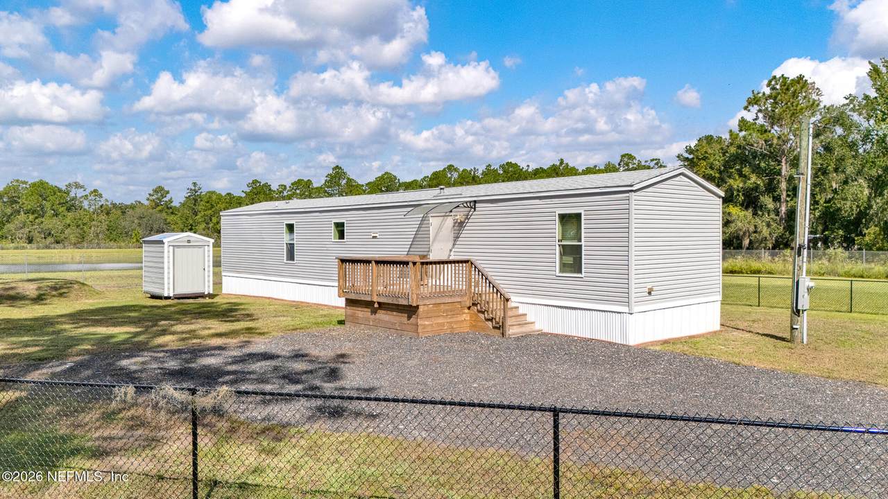 103 Islander Road - Photo 1