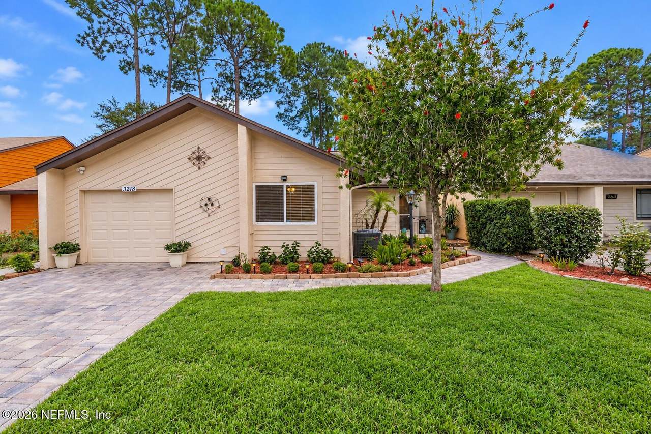 3218 Thorn Lane - Photo 1