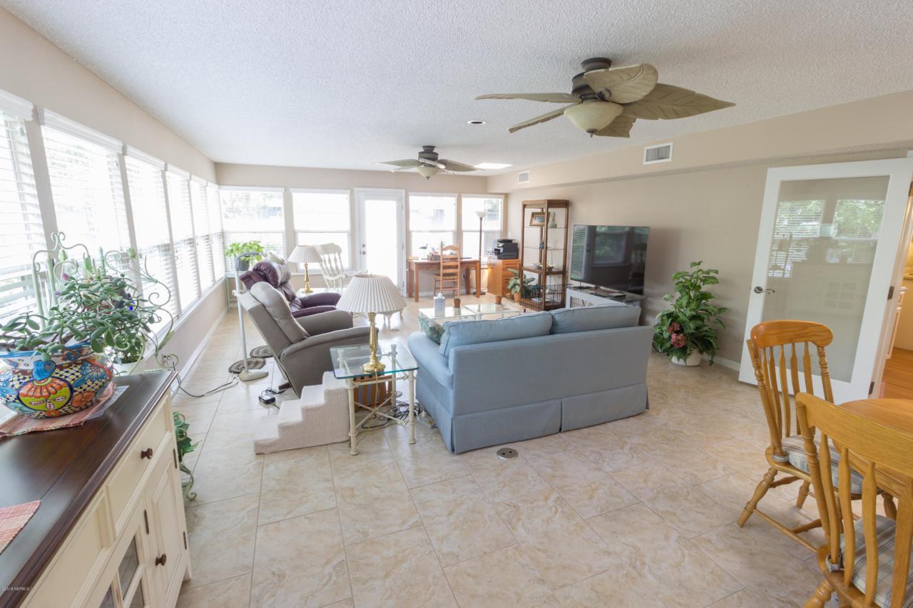 321 Oglethorpe Blvd - Photo 1