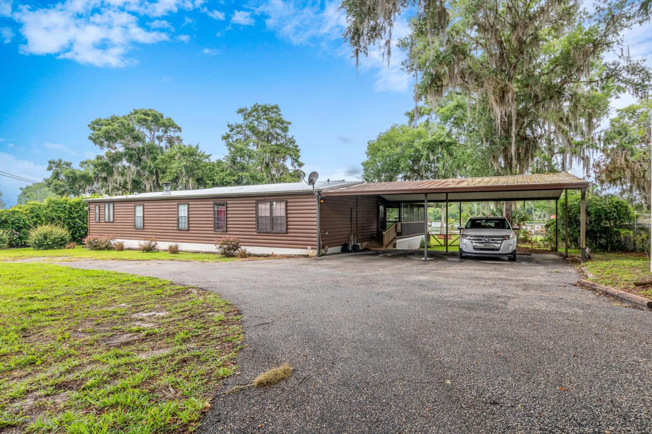 439 Cove Dr - Photo 1