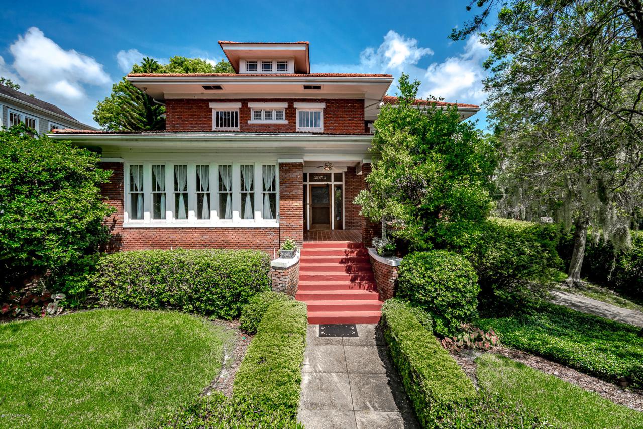 2953 Riverside Ave - Photo 1