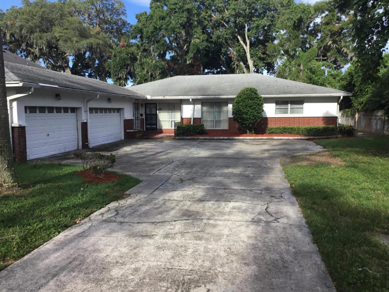 1500 River Bluff Rd - Photo 1