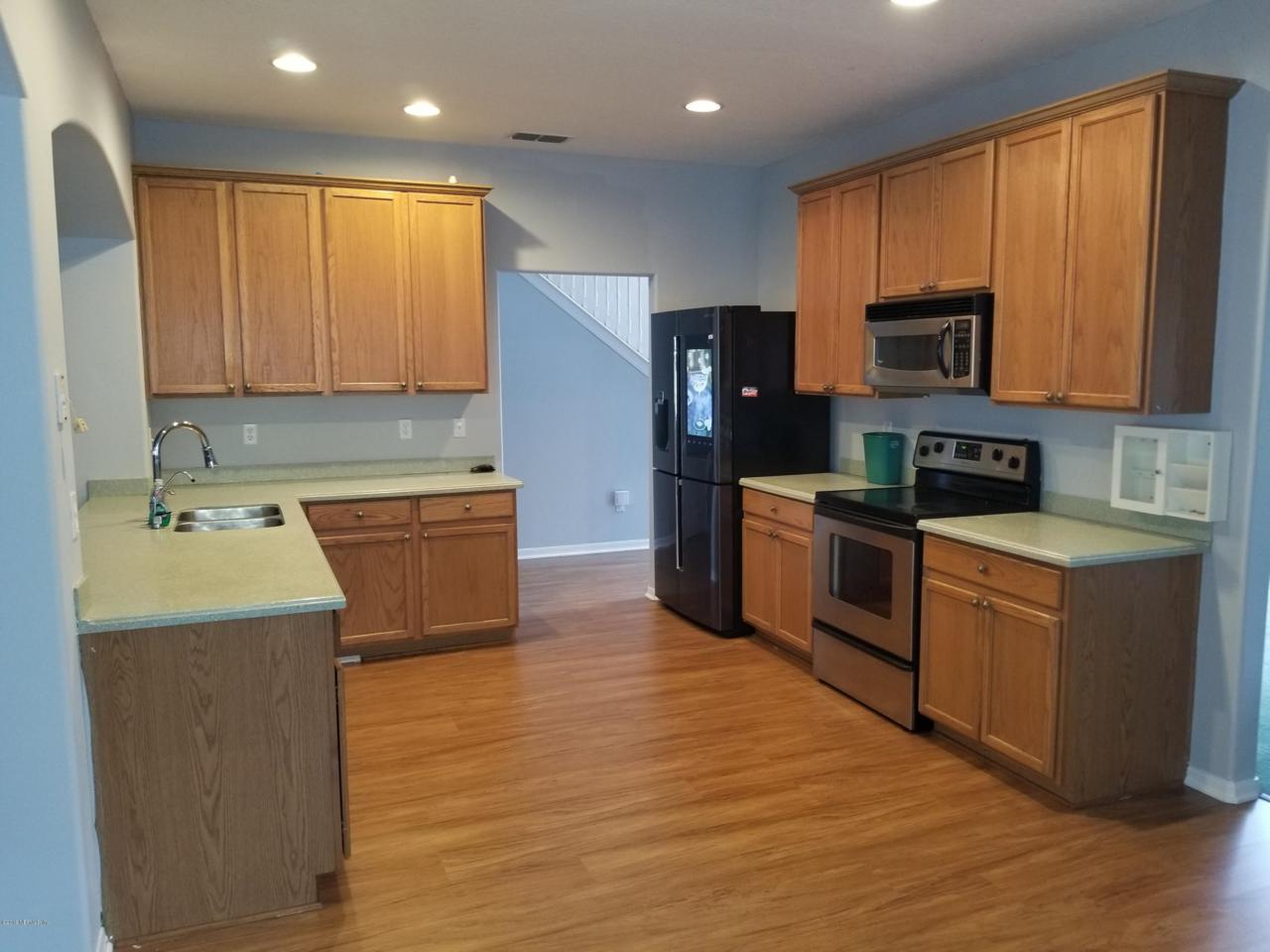3693 Victoria Lakes Dr - Photo 1