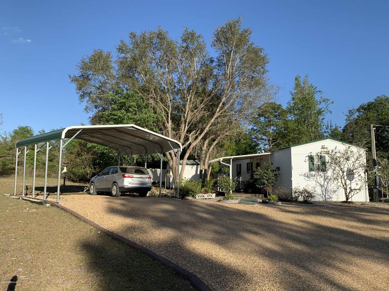 620 Marion Ave - Photo 1
