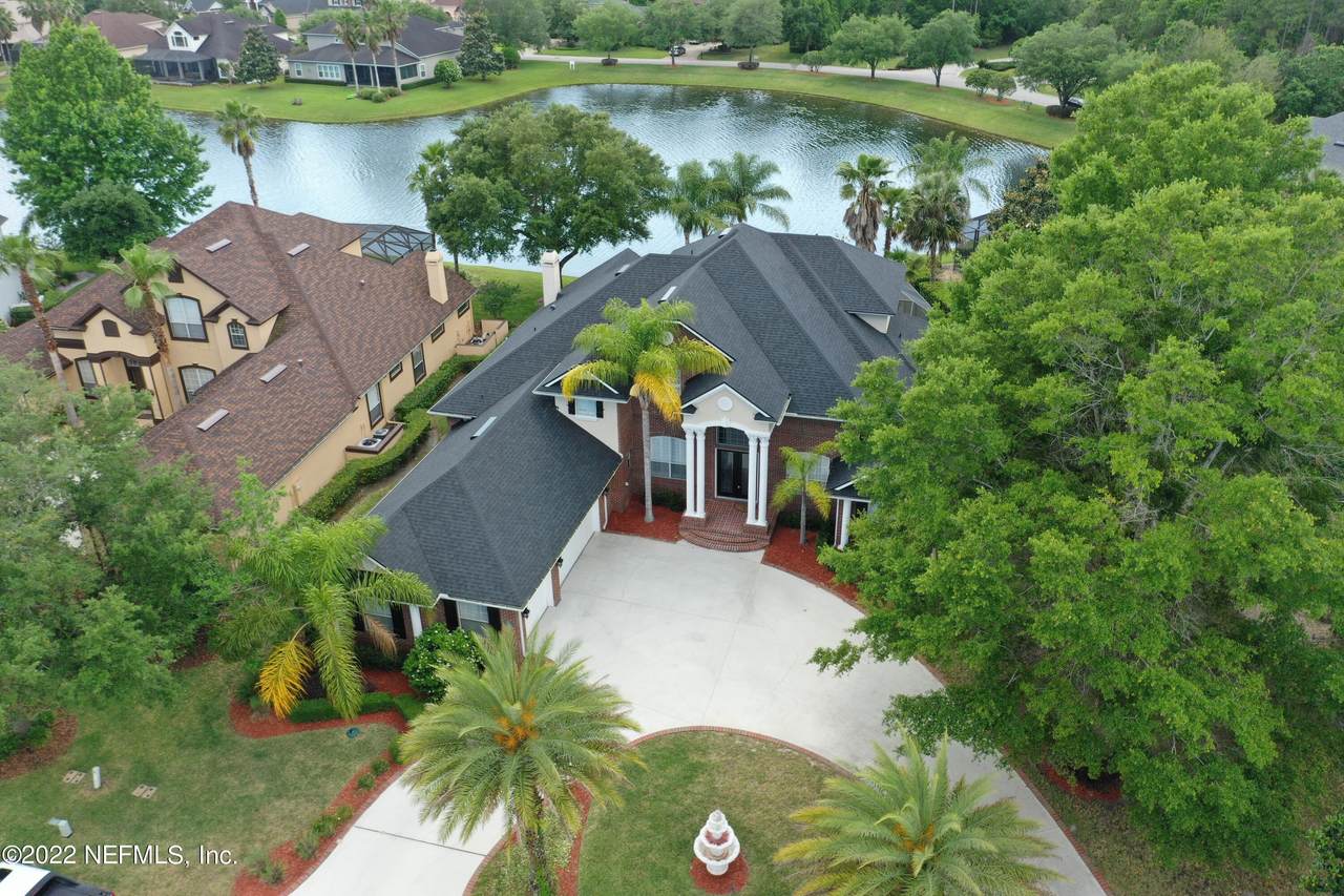 901 Cavanaugh Dr - Photo 1