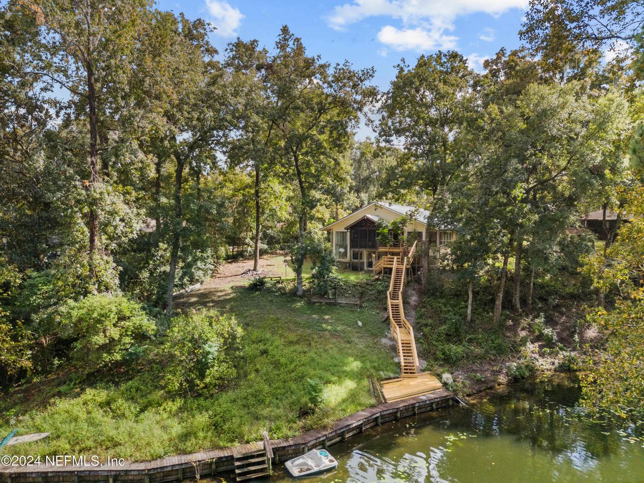 764 Hazelwood Court - Photo 1