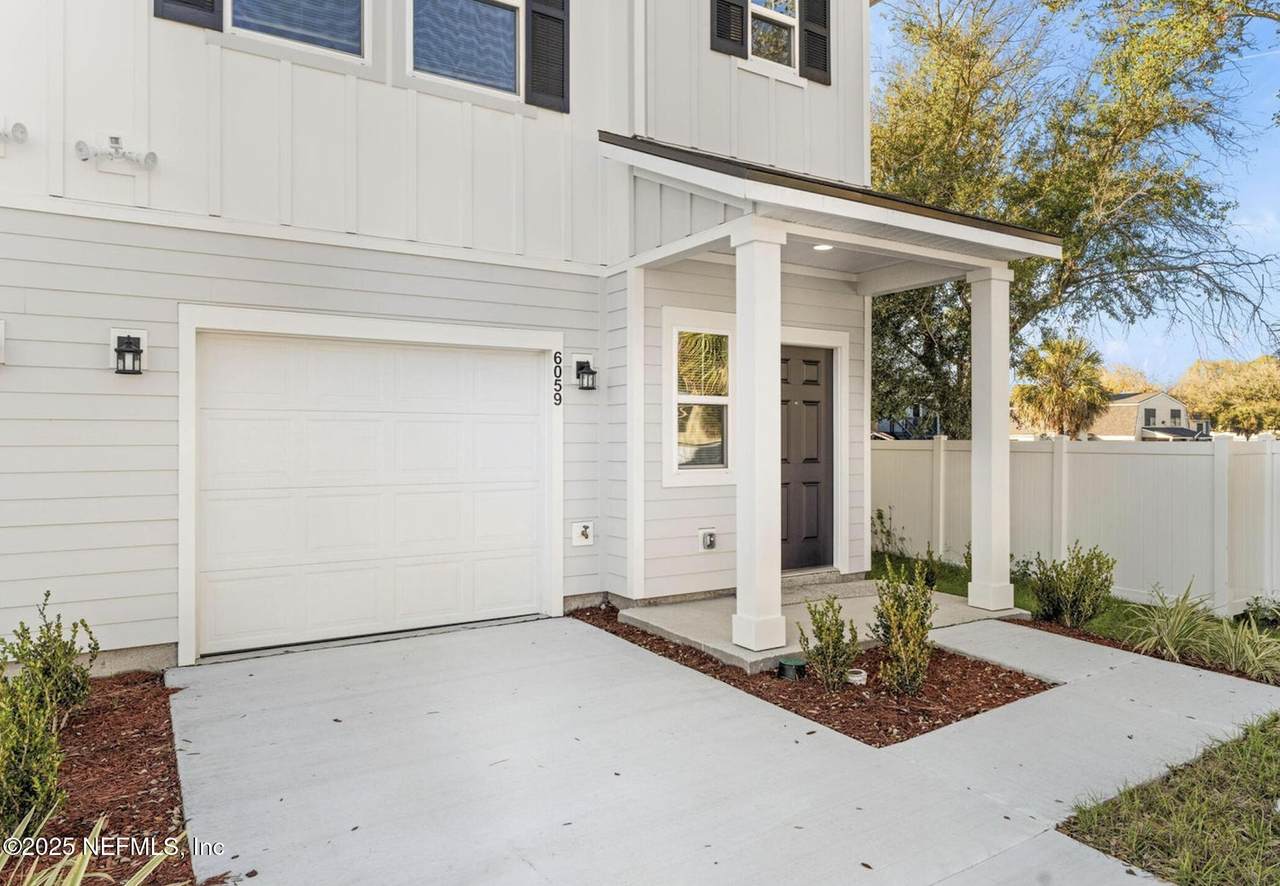 6059 Carolines Court - Photo 1