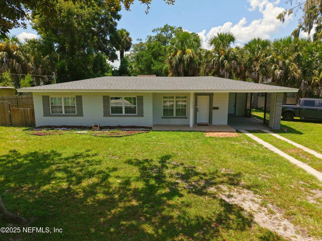 1722 Paine Avenue - Photo 1