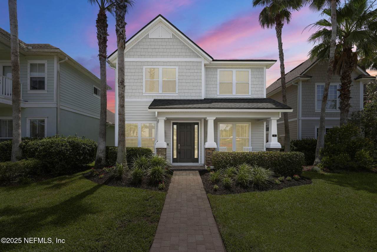 18 Cape Hatteras Drive - Photo 1