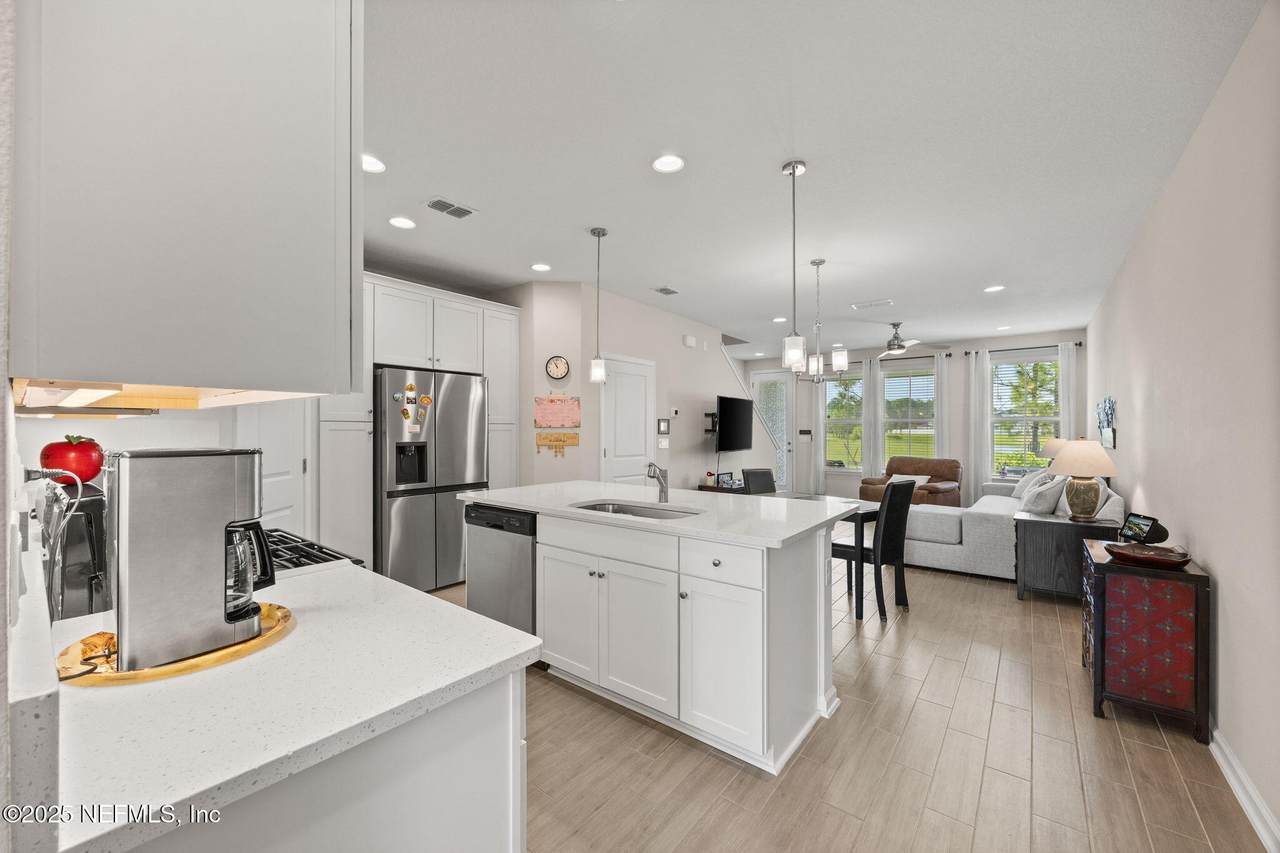 296 Brandon Lks Drive - Photo 1