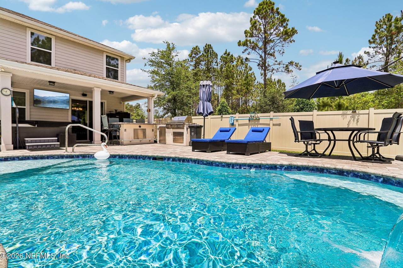 https://bt-photos.global.ssl.fastly.net/nefar/1280_boomver_6_2145901-2.jpg