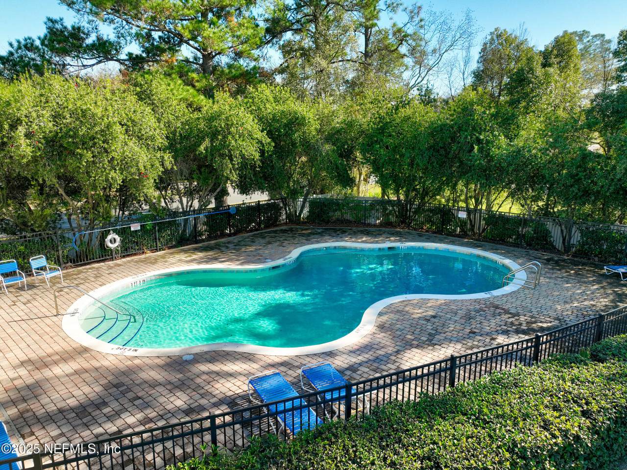 724 Liberty Circle - Photo 1