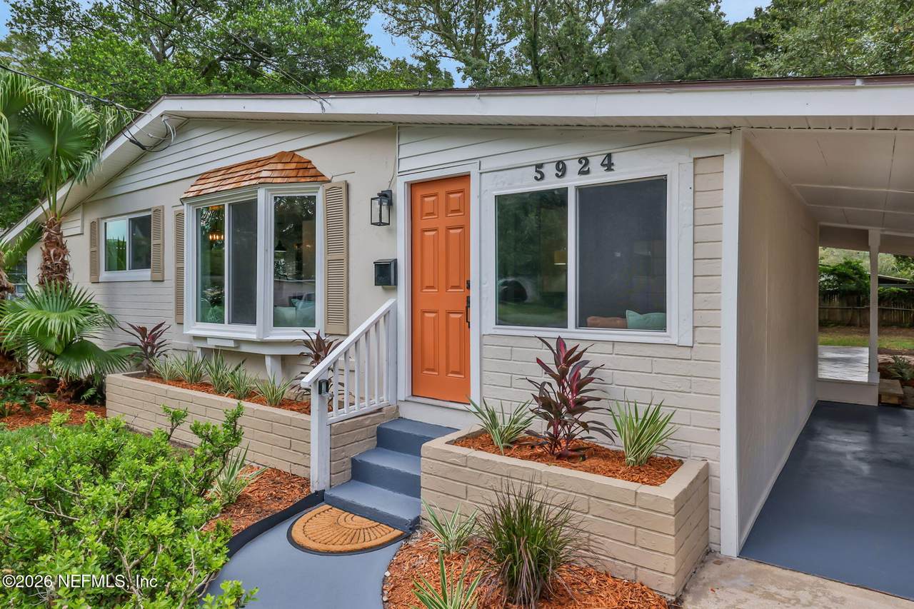 5924 Caribbean Court - Photo 1