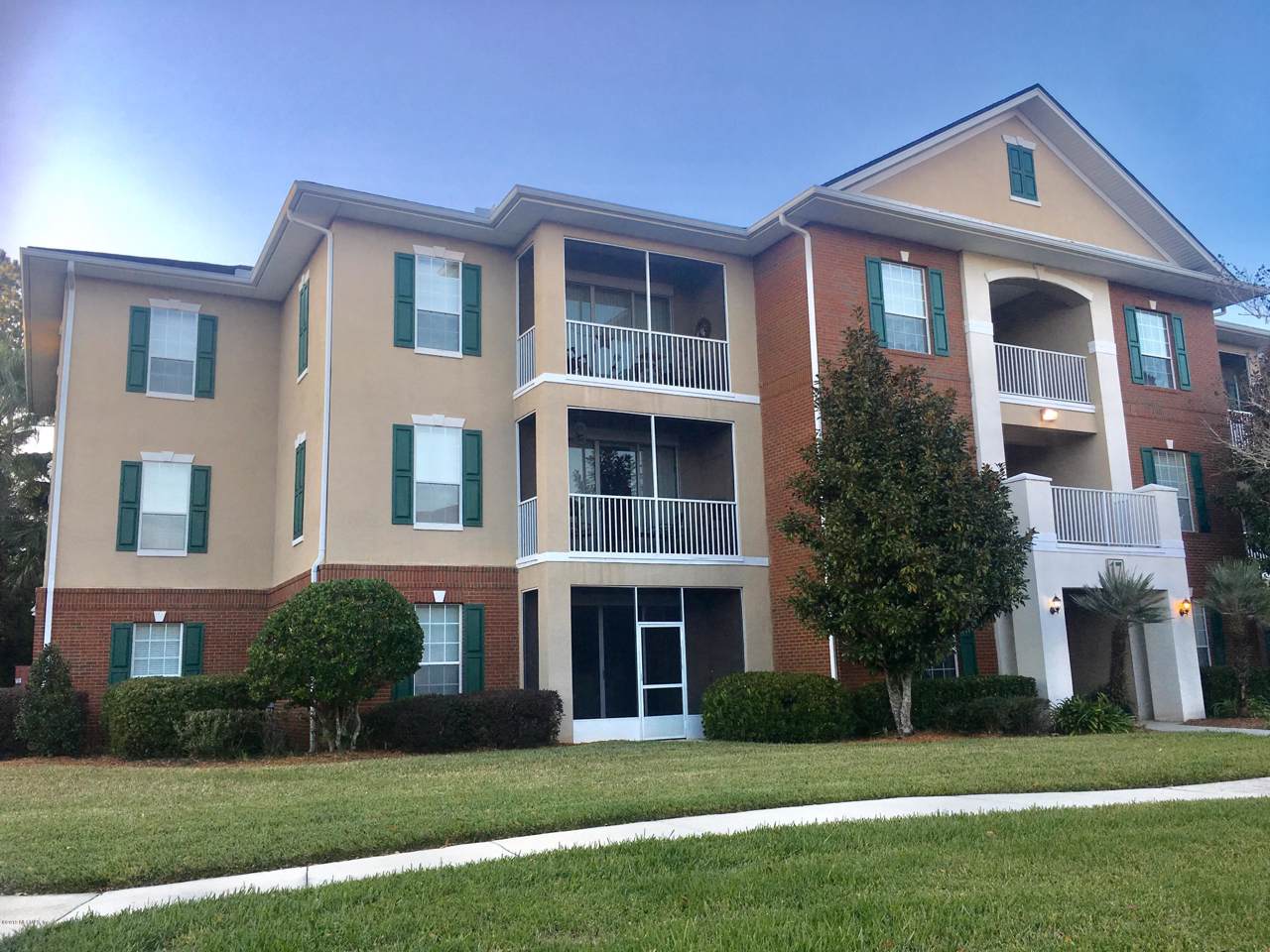 785 Oakleaf Plantation Pkwy - Photo 1