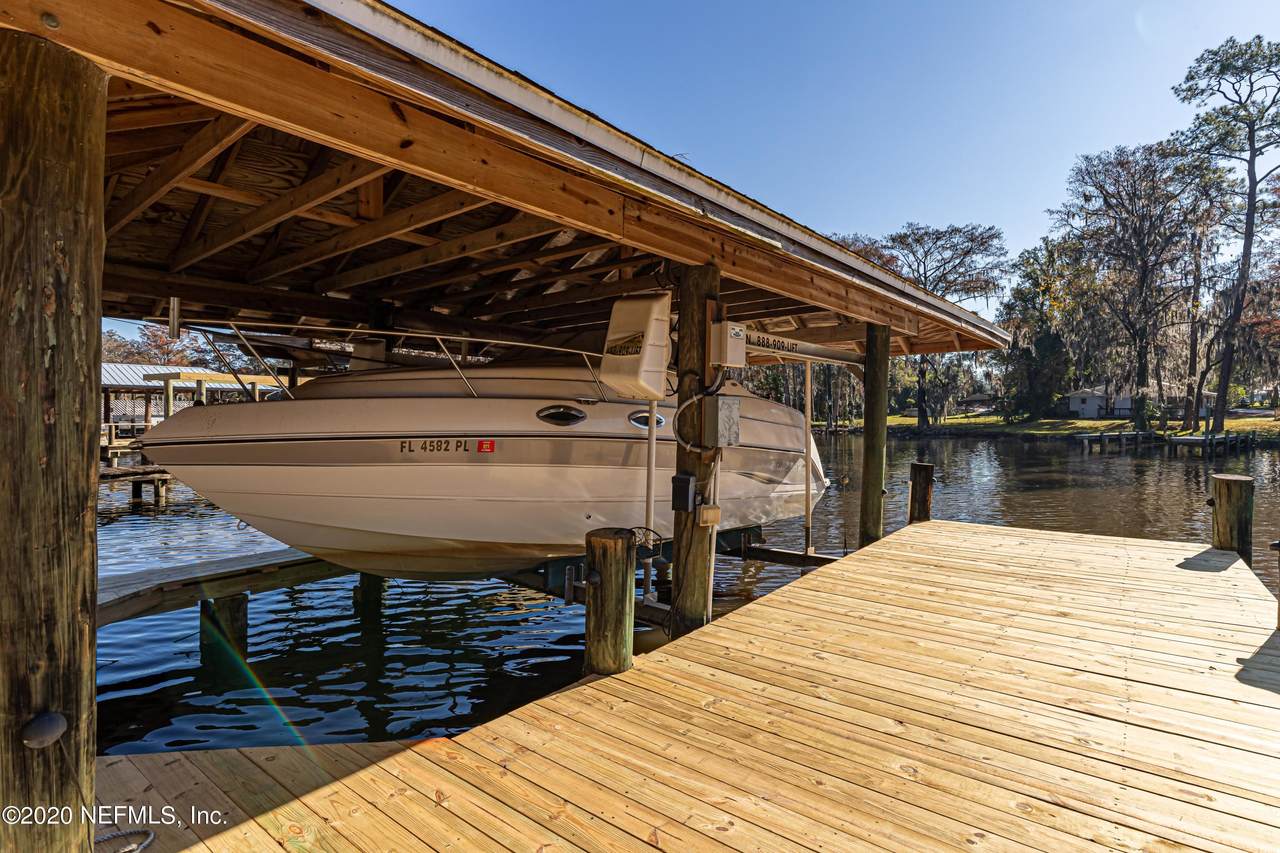 5542 Mariners Cove Dr - Photo 1
