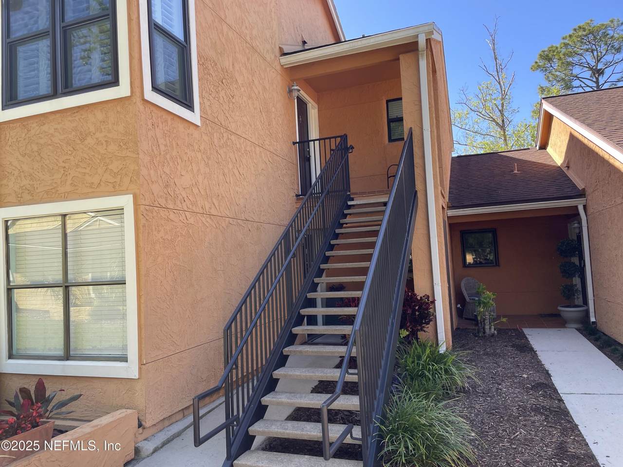 929 Seashell Lane - Photo 1