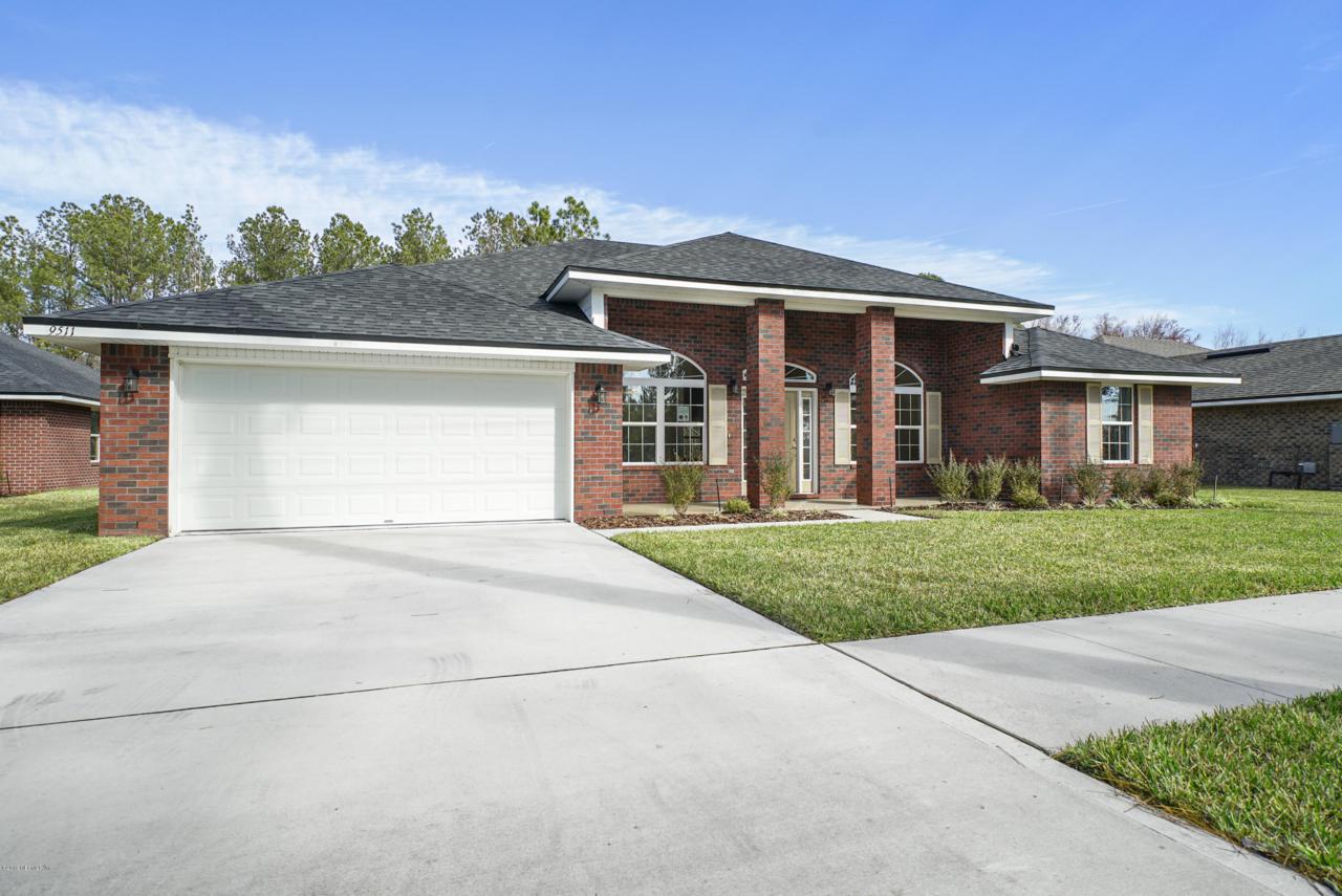 9511 Garden St - Photo 1