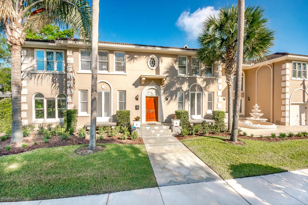 3255 Oak St - Photo 1