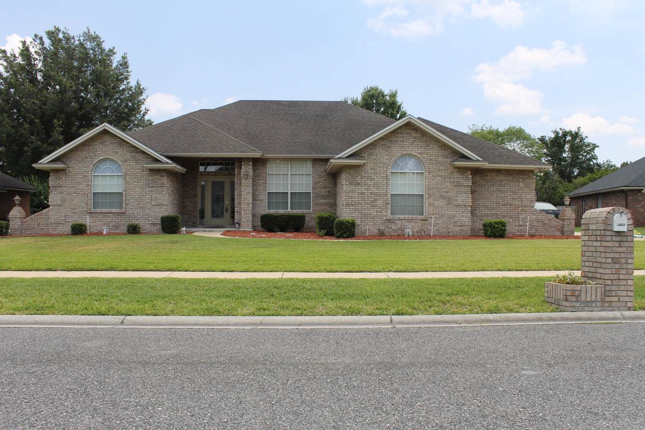 1403 Falkirk Ct - Photo 1