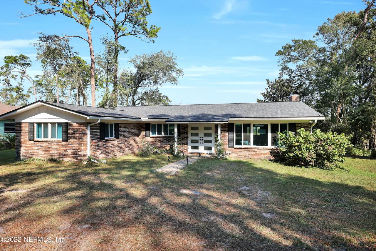 6325 Kellow Dr - Photo 1