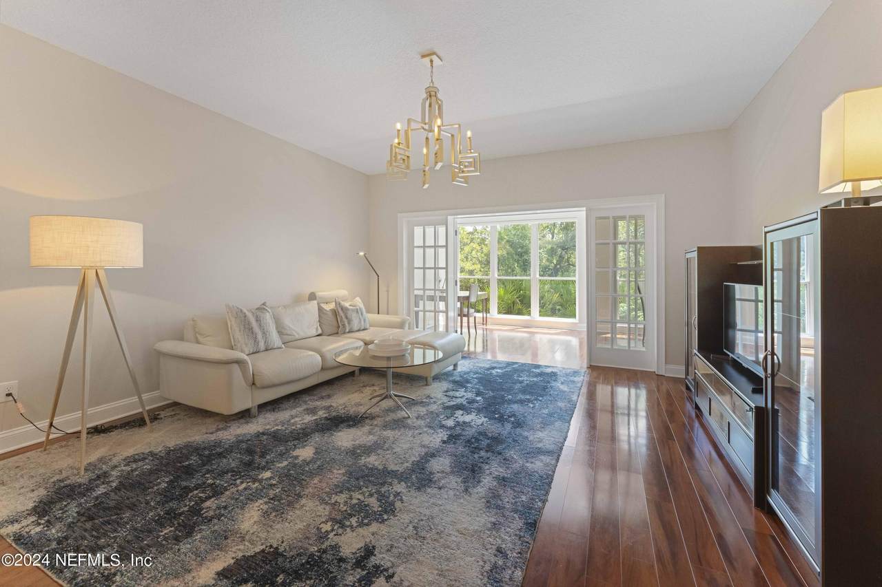 200 Bermuda Bay Circle - Photo 1