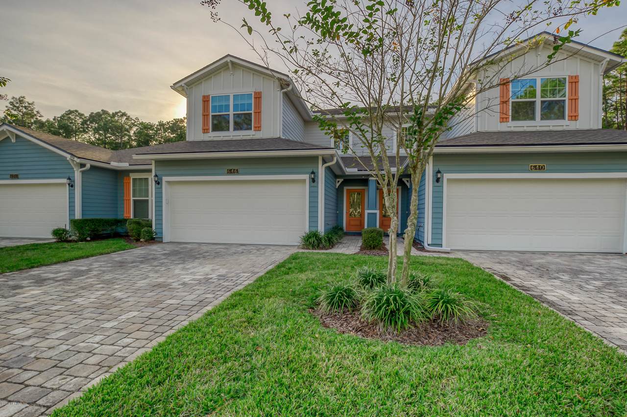 646 Coconut Palm Pkwy - Photo 1