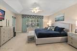 13738 Windsor Crown Court - Photo 17