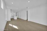 322 Fairlake Circle - Photo 10