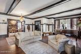 2756 Oak Street - Photo 10