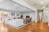 906 Old Grove Manor - Photo 17