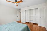 906 Old Grove Manor - Photo 34