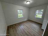 2209 Gillis Street - Photo 8