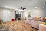 2032 Inwood Terrace - Photo 4