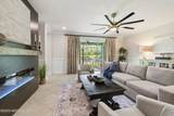 33 Crown Colony Road - Photo 3