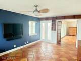 1565 Le Baron Avenue - Photo 9