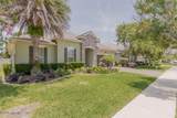 3560 Crossview Drive - Photo 3