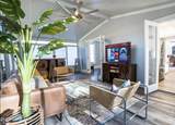 3854 Walsh Street - Photo 17