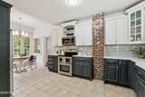 2137 Herschel Street - Photo 3
