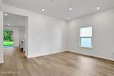 174 Silver Lily Way - Photo 18