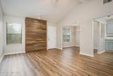 7945 Amandas Crossing Drive - Photo 8