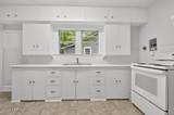 404 Demper Drive - Photo 2