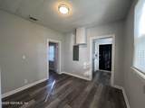 2953 Spencer Street - Photo 7