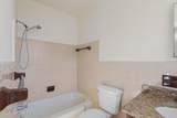 4218 Rosewood Avenue - Photo 16